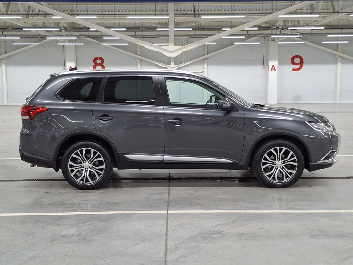 Mitsubishi Outlander б/у, 2016, Вариатор. Фото: #3