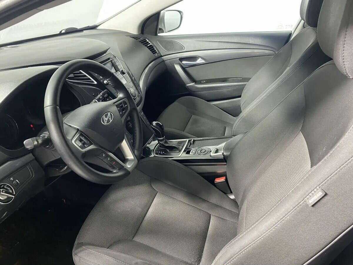 Hyundai i40 б/у, 2013, Автоматическая. Фото: #6