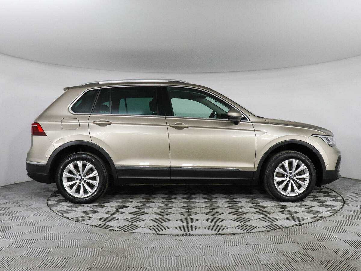 Volkswagen Tiguan б/у, 2021, Роботизированная. Фото: #3