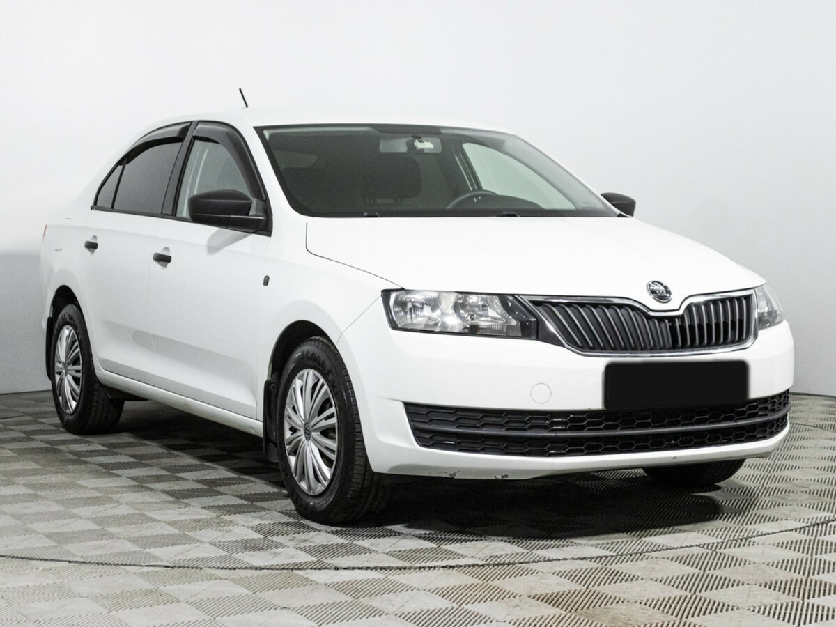 Skoda Rapid б/у, 2015, Автоматическая. Фото: #2