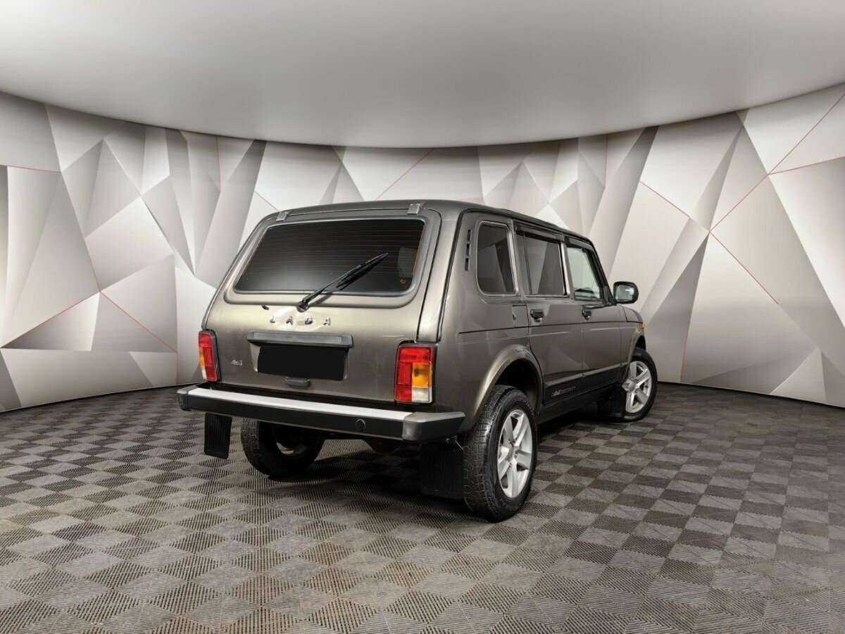 Lada (ВАЗ) 2131 (4x4) б/у, 2019, Механическая. Фото: #1