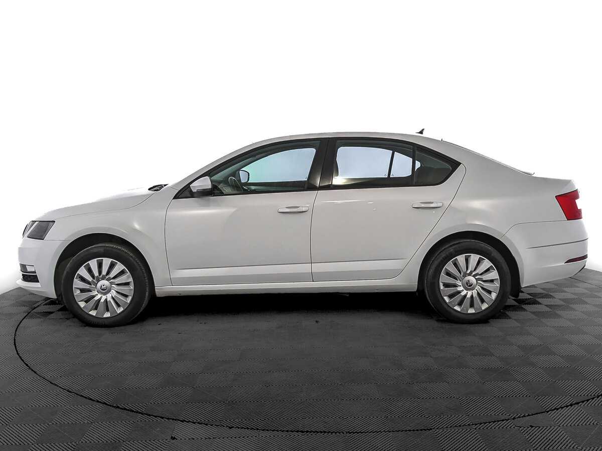 Skoda Octavia б/у, 2018, Автоматическая. Фото: #7