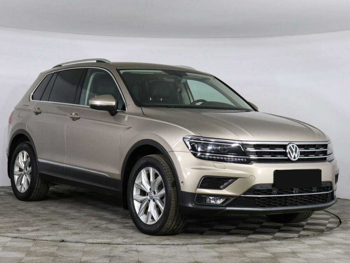 Volkswagen Tiguan б/у, 2017, Роботизированная. Фото: #2