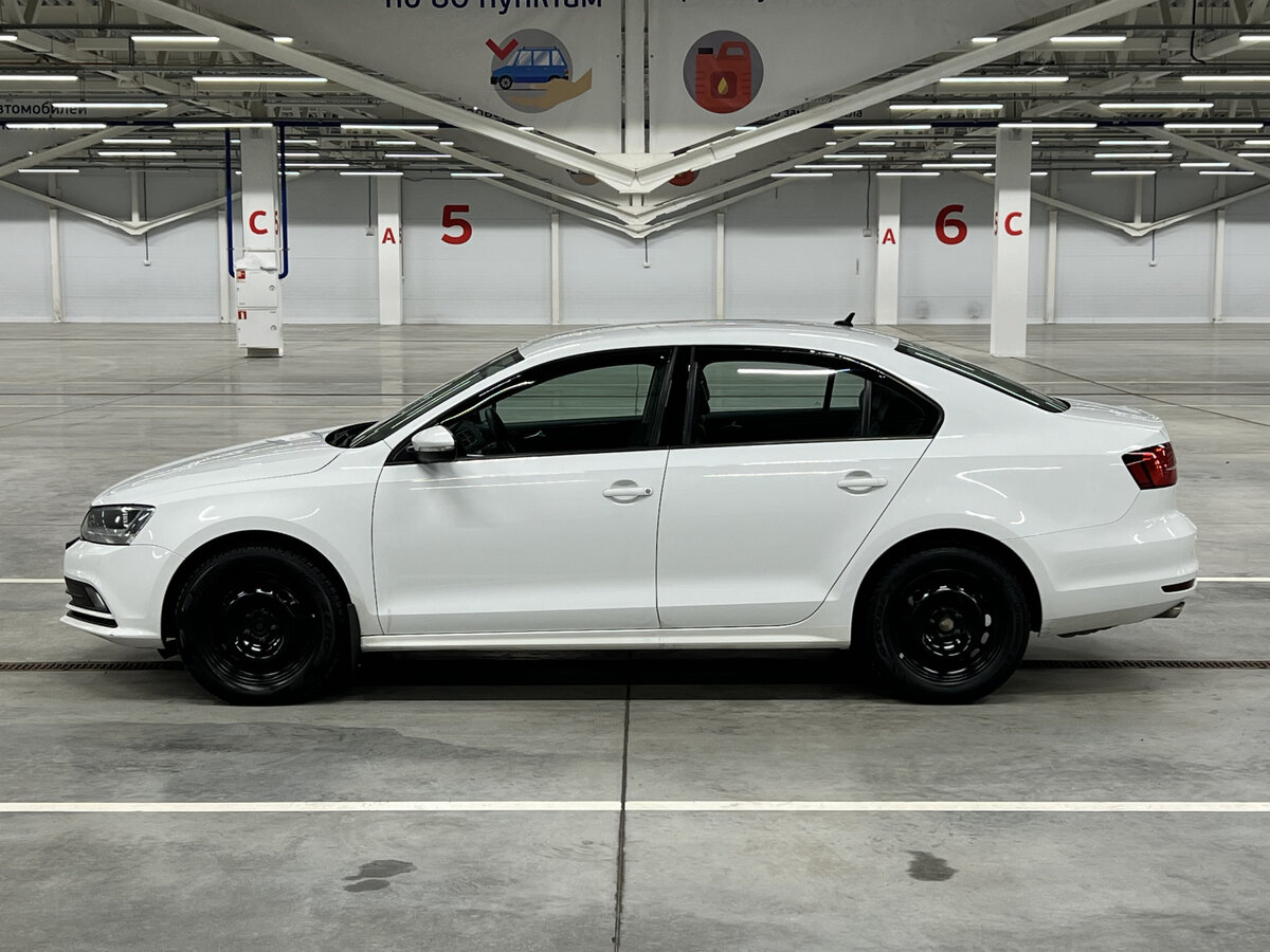 Volkswagen Jetta б/у, 2016, Механическая. Фото: #7