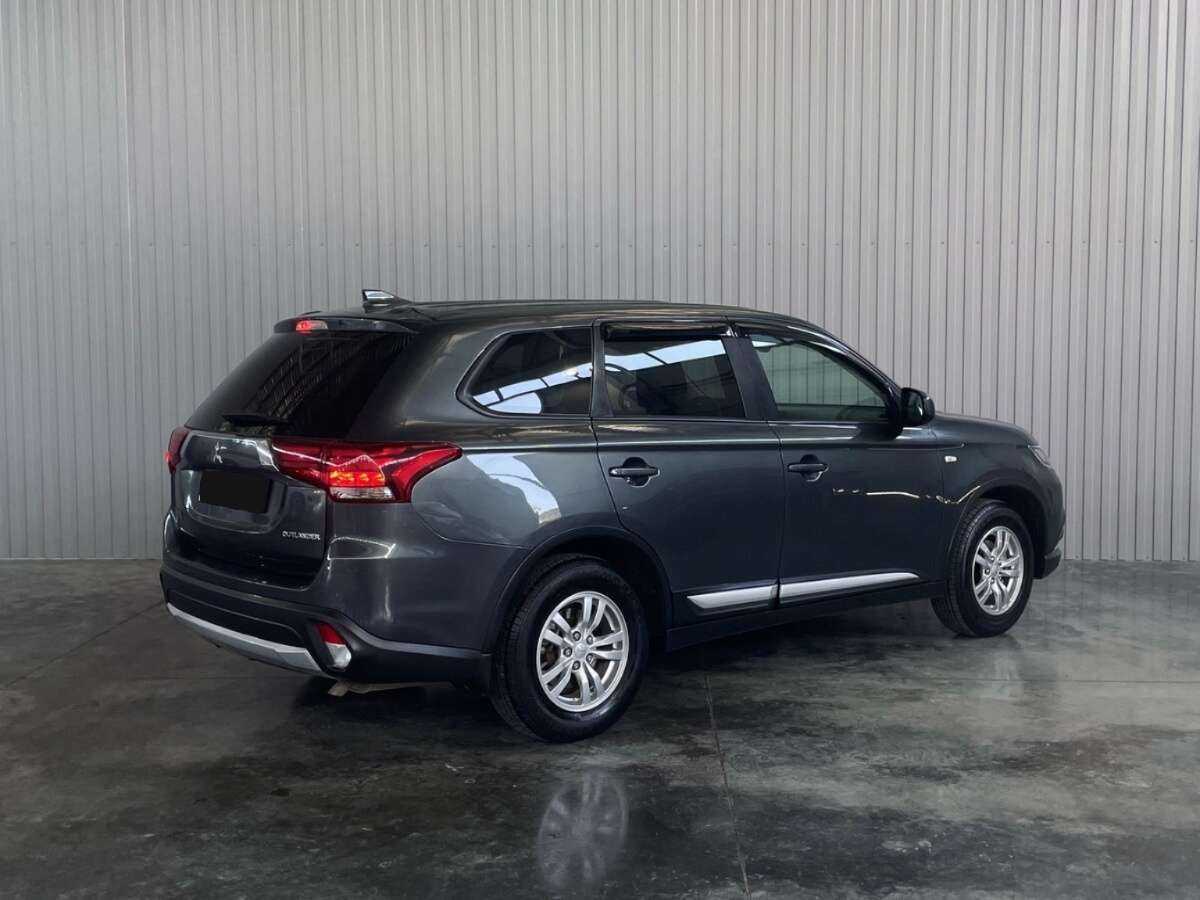 Mitsubishi Outlander б/у, 2018, Вариатор. Фото: #4