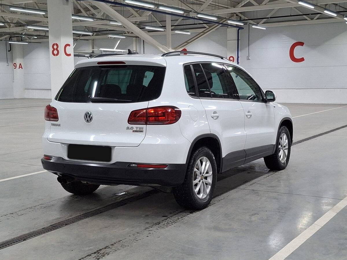 Volkswagen Tiguan б/у, 2016, Автоматическая. Фото: #4