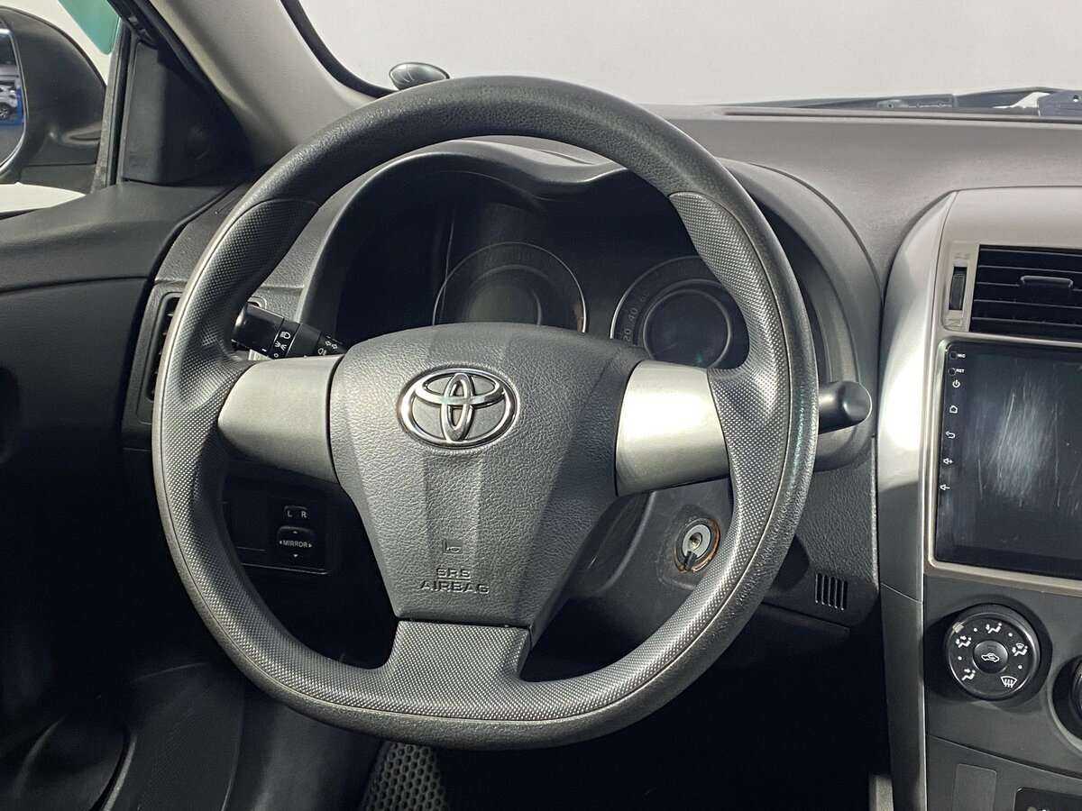 Toyota Corolla б/у, 2012, Автоматическая. Фото: #9