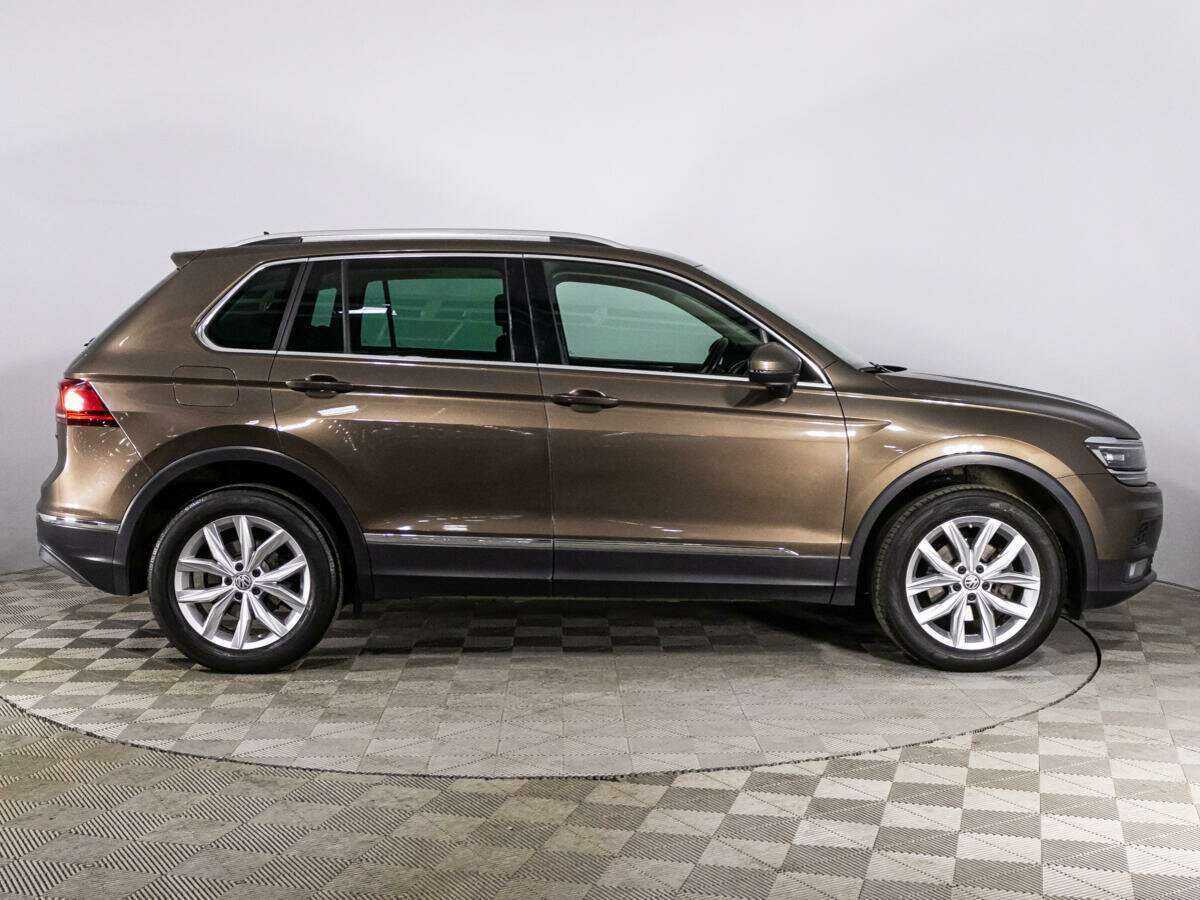 Volkswagen Tiguan б/у, 2018, Роботизированная. Фото: #3