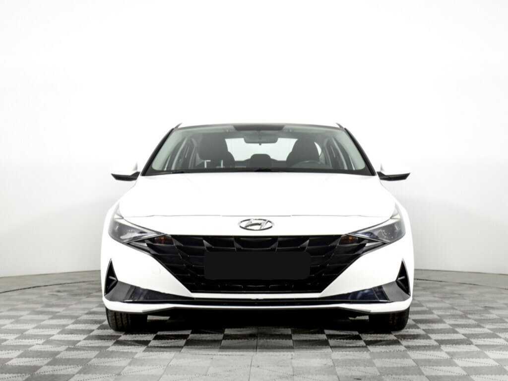 Hyundai Elantra б/у, 2021, Автоматическая. Фото: #1