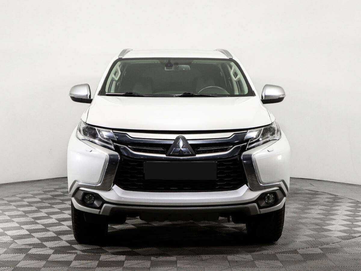 Mitsubishi Pajero Sport б/у, 2018, Автоматическая. Фото: #1