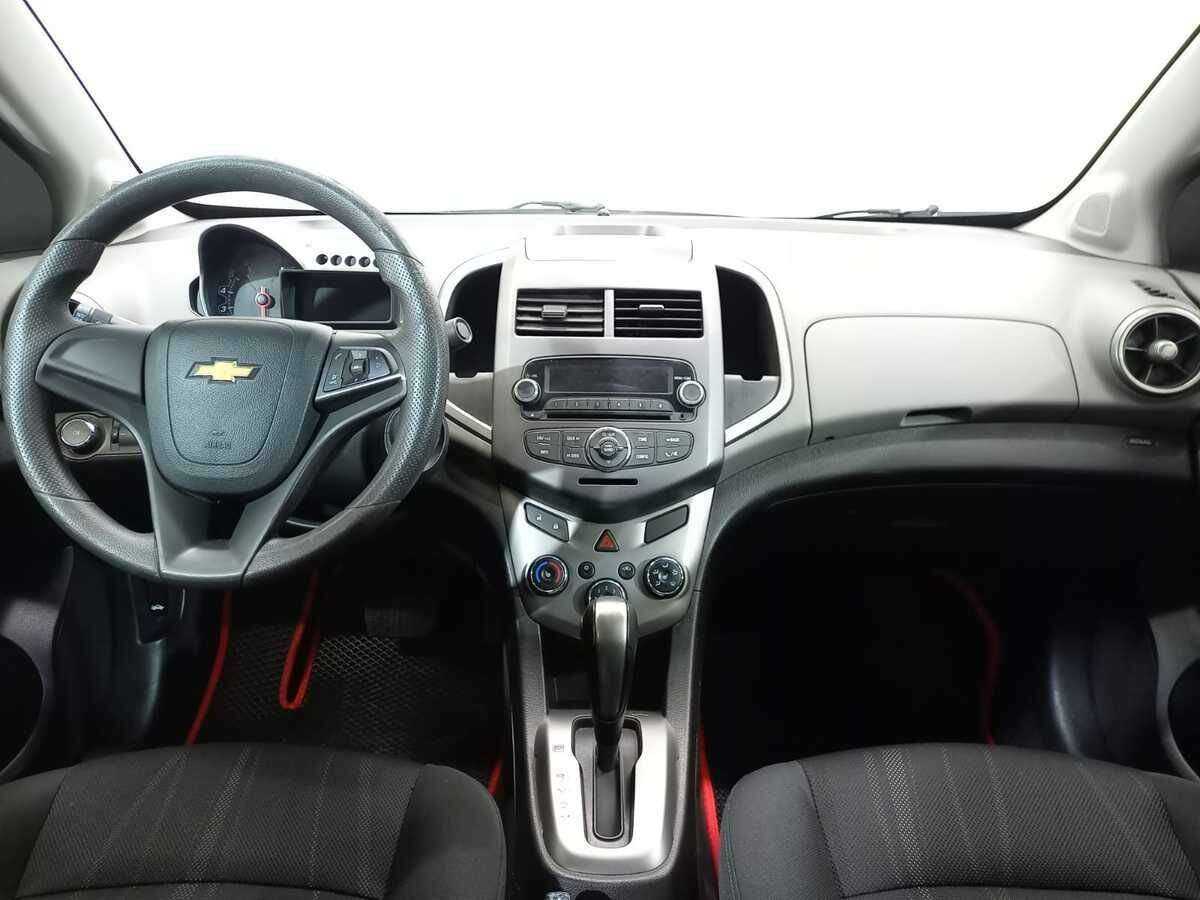 Chevrolet Aveo б/у, 2013, Автоматическая. Фото: #8