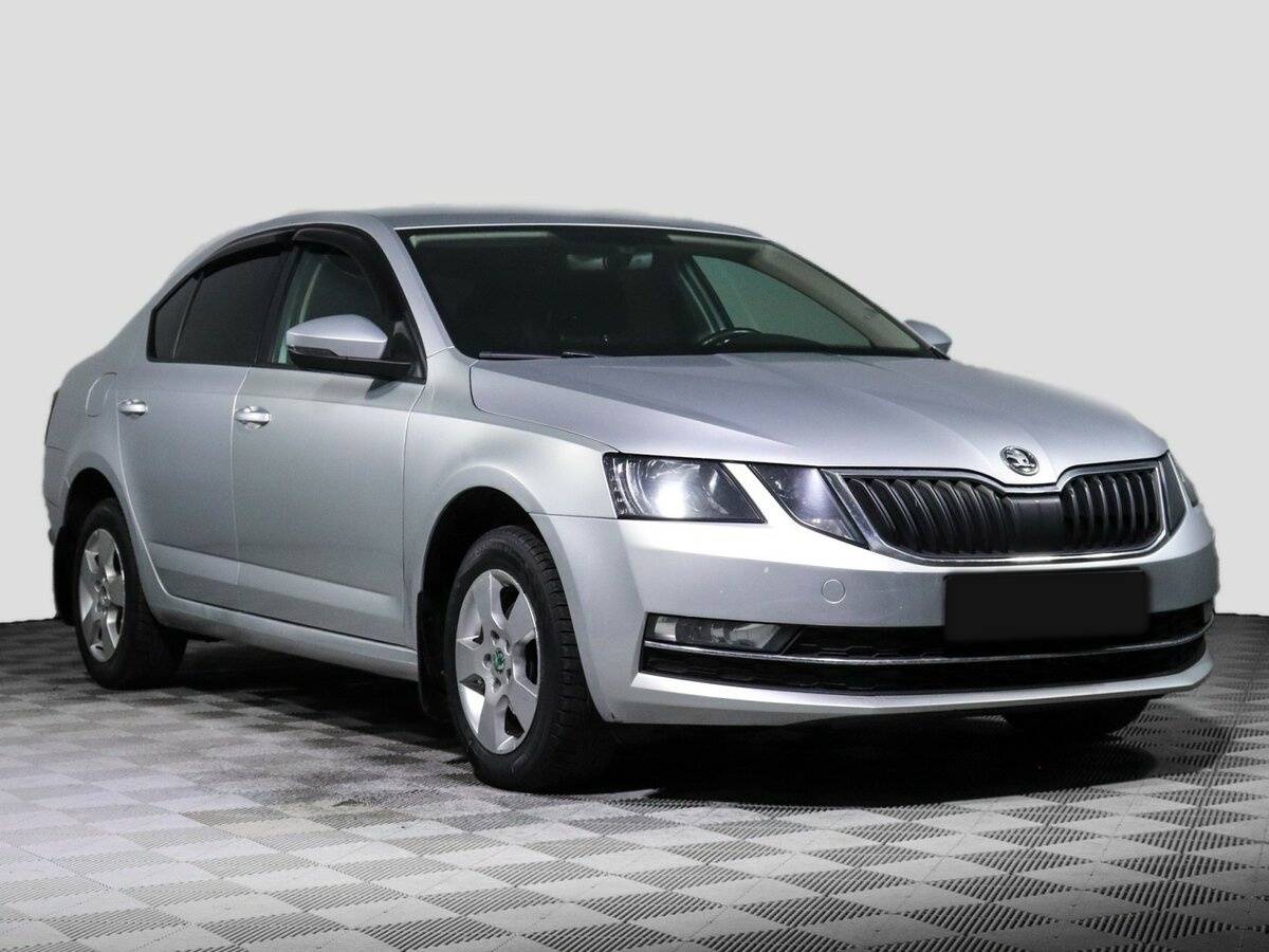 Skoda Octavia б/у, 2017, Роботизированная. Фото: #2
