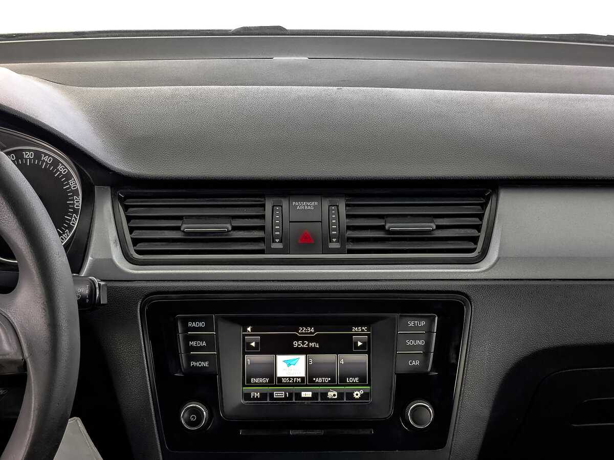 Skoda Rapid б/у, 2017, Механическая. Фото: #16