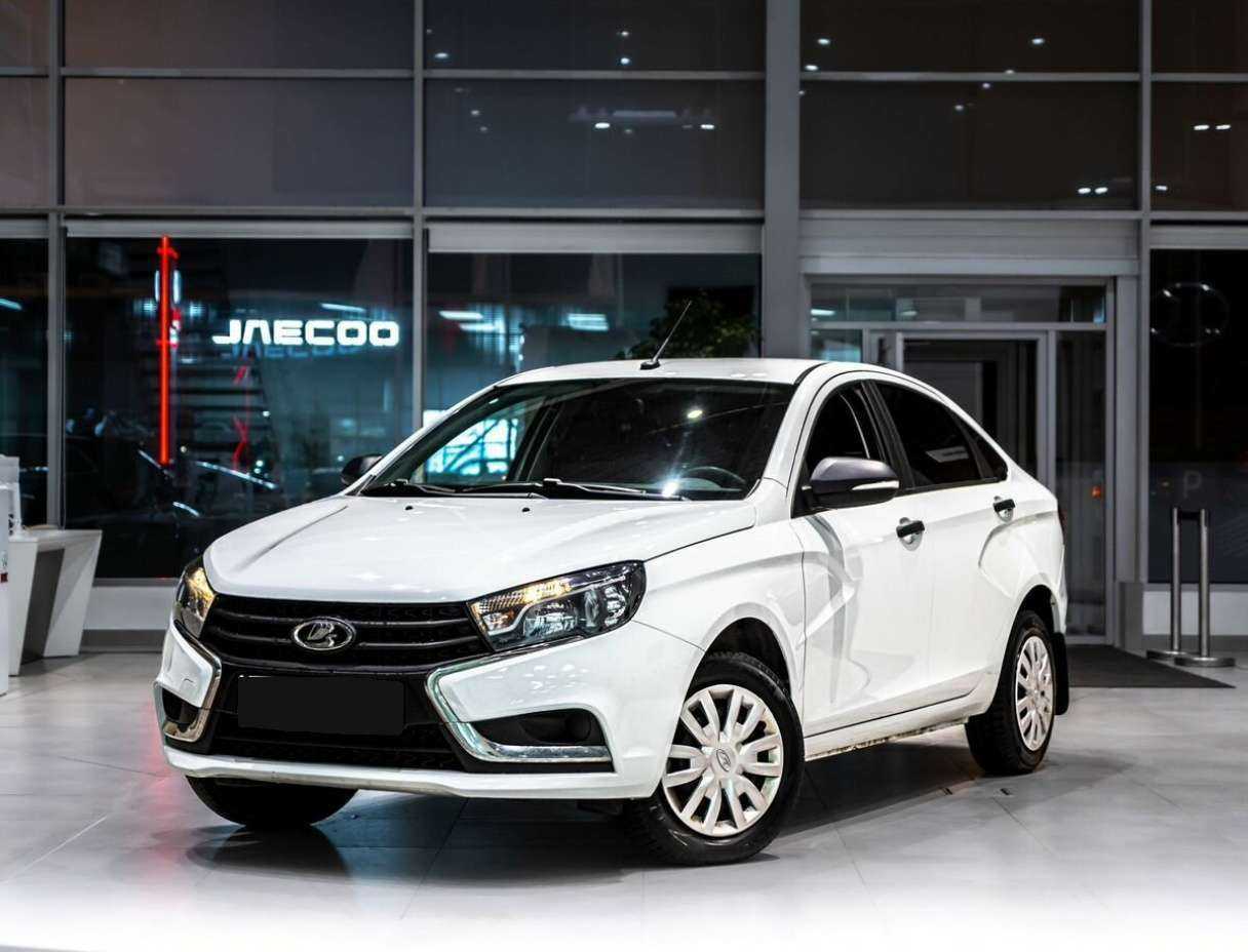 Lada (ВАЗ) Vesta б/у, 2021, Механическая. Фото: #0