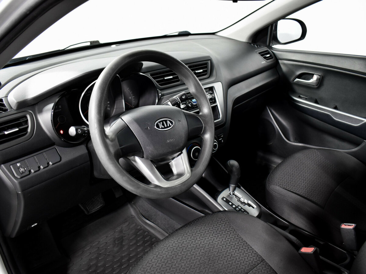 Kia Rio б/у, 2012, Автоматическая. Фото: #8