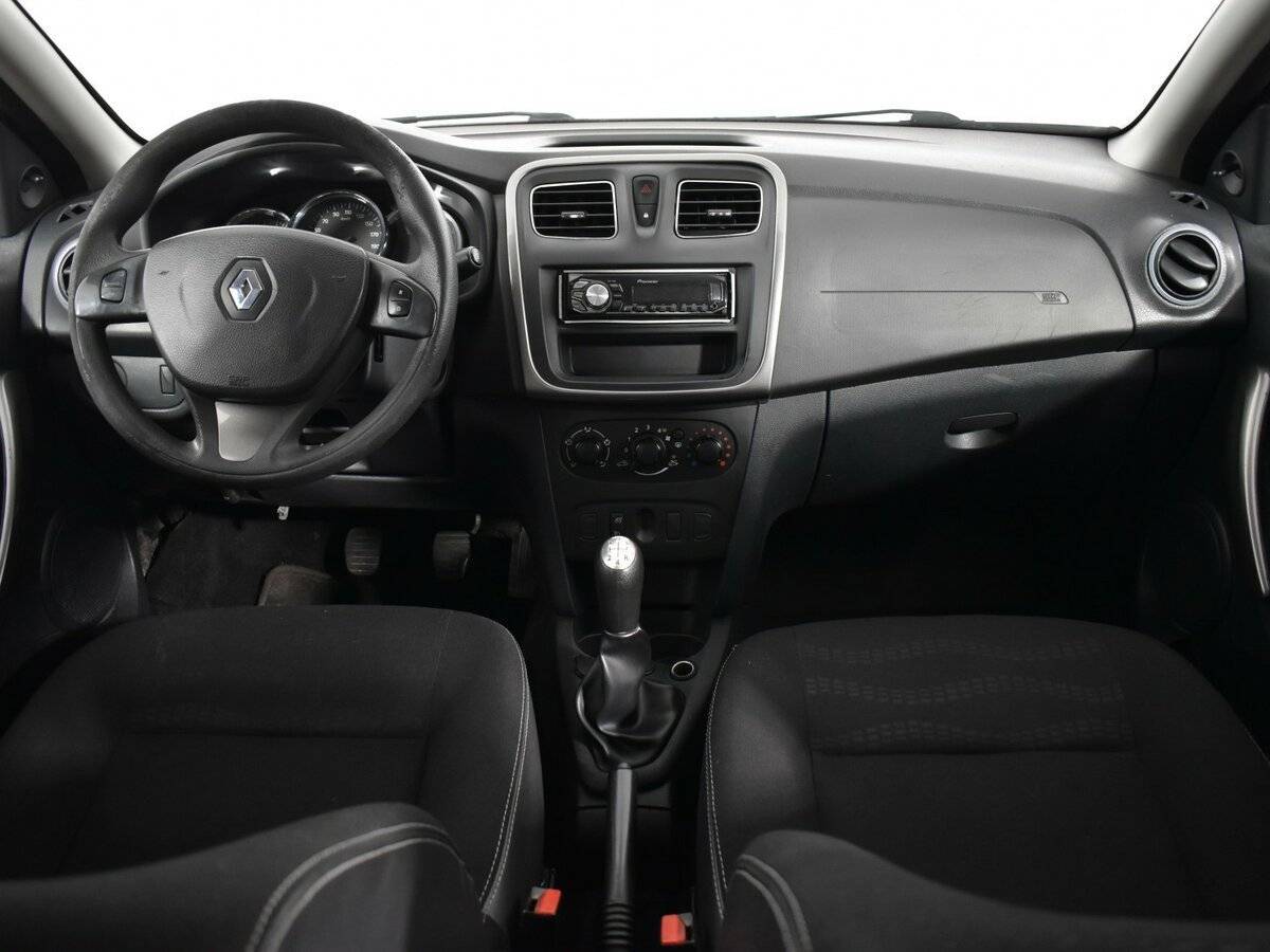 Renault Logan б/у, 2014, Механическая. Фото: #9