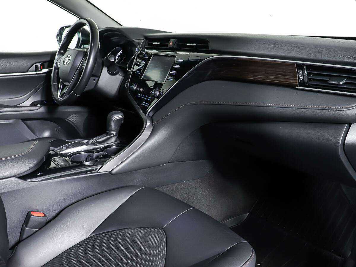 Toyota Camry б/у, 2020, Автоматическая. Фото: #7
