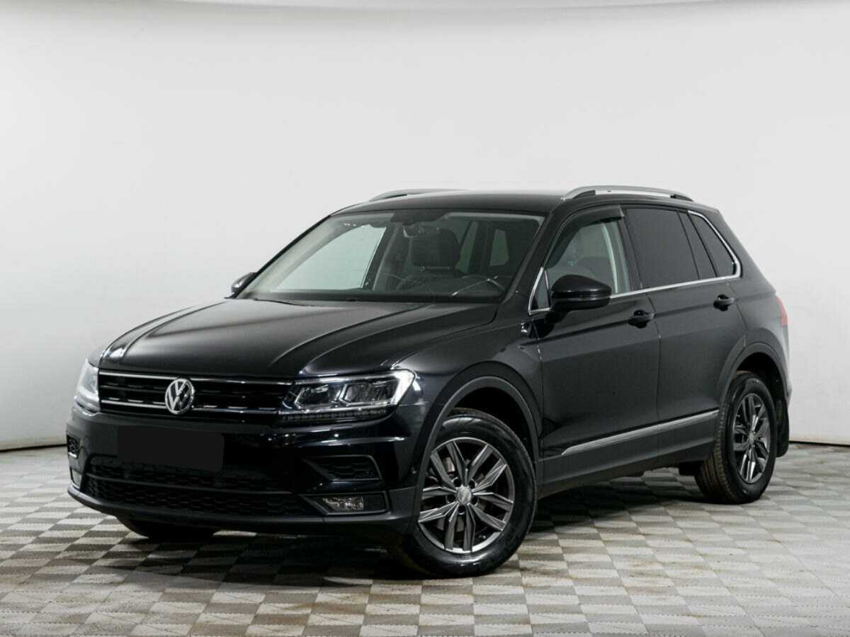 Volkswagen Tiguan б/у, 2018, Роботизированная. Посмотреть фото