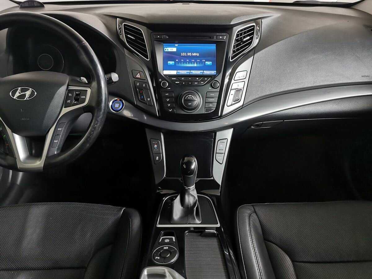Hyundai i40 б/у, 2013, Автоматическая. Фото: #10