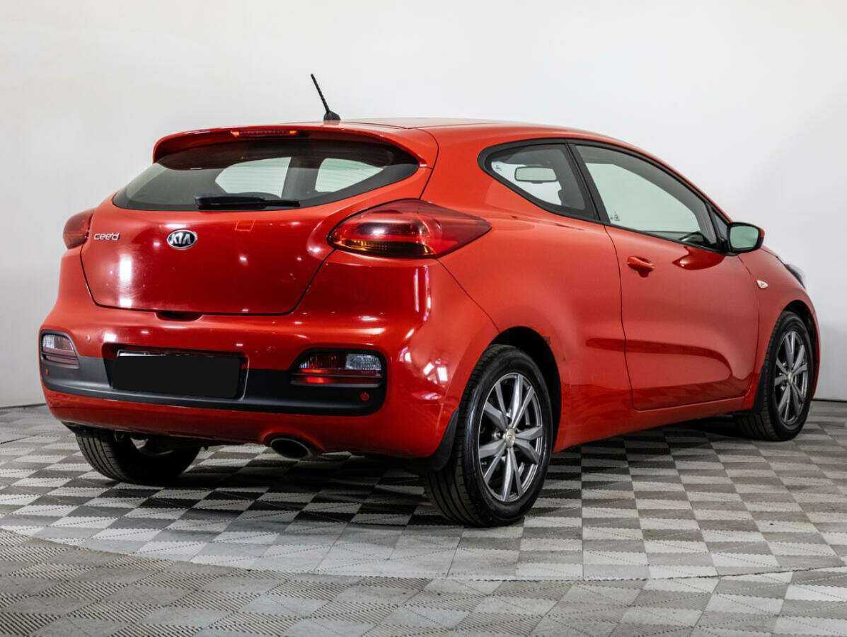Kia Ceed б/у, 2014, Автоматическая. Фото: #4