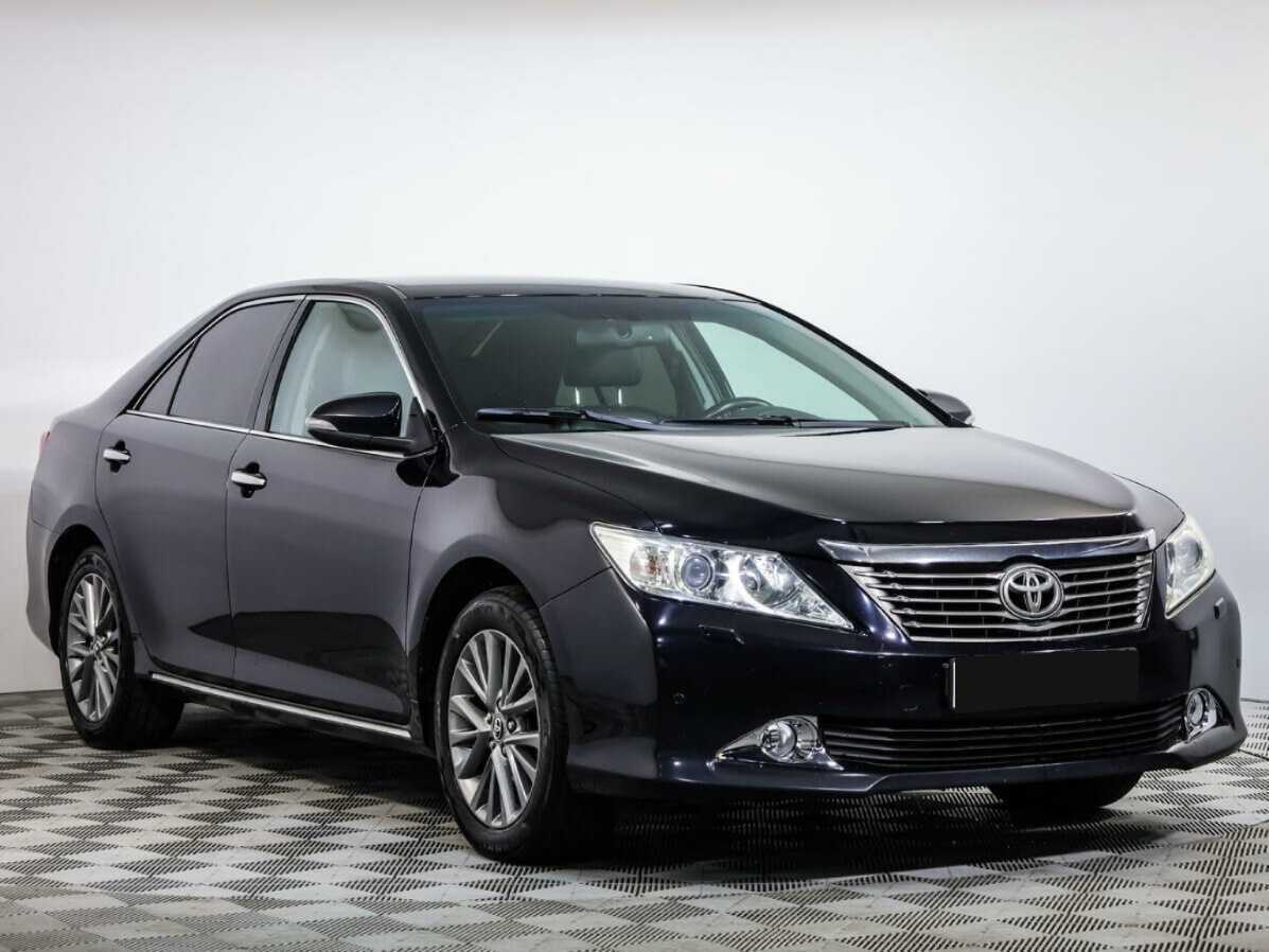 Toyota Camry б/у, 2013, Автоматическая. Фото: #1
