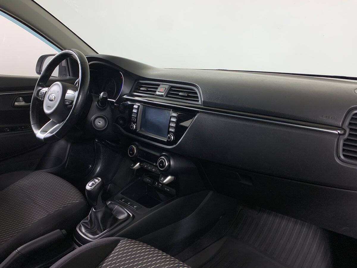 Kia Rio б/у, 2018, Механическая. Фото: #12