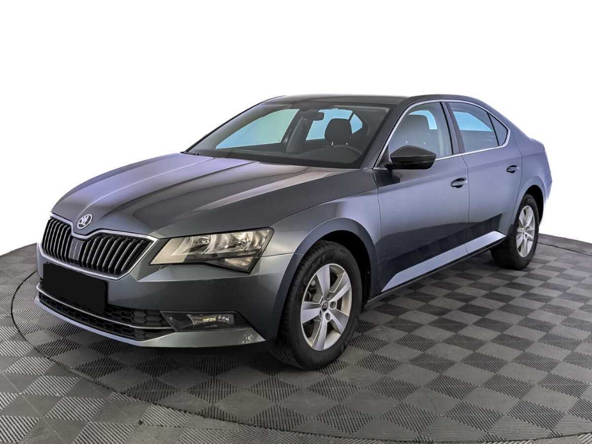Skoda Superb б/у, 2018, Роботизированная. Посмотреть фото