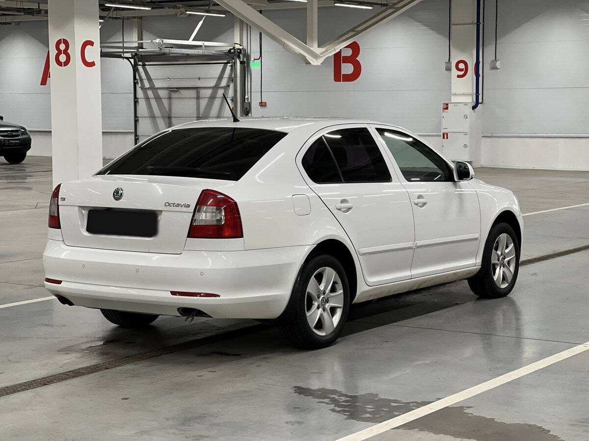 Skoda Octavia б/у, 2012, Автоматическая. Фото: #4