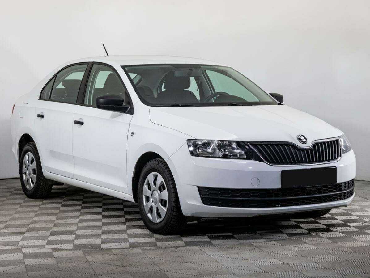 Skoda Rapid б/у, 2017, Механическая. Фото: #2