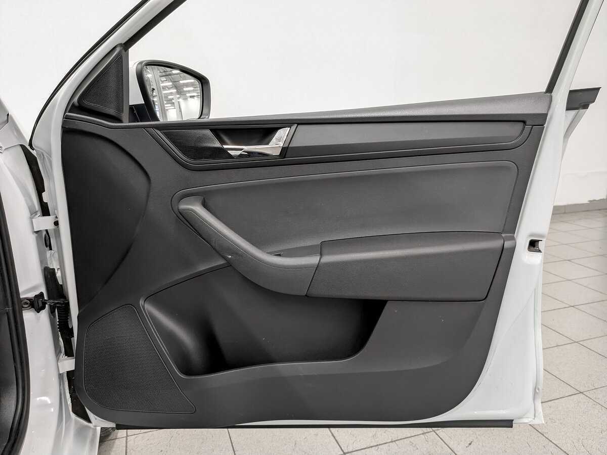 Skoda Rapid б/у, 2017, Механическая. Фото: #23