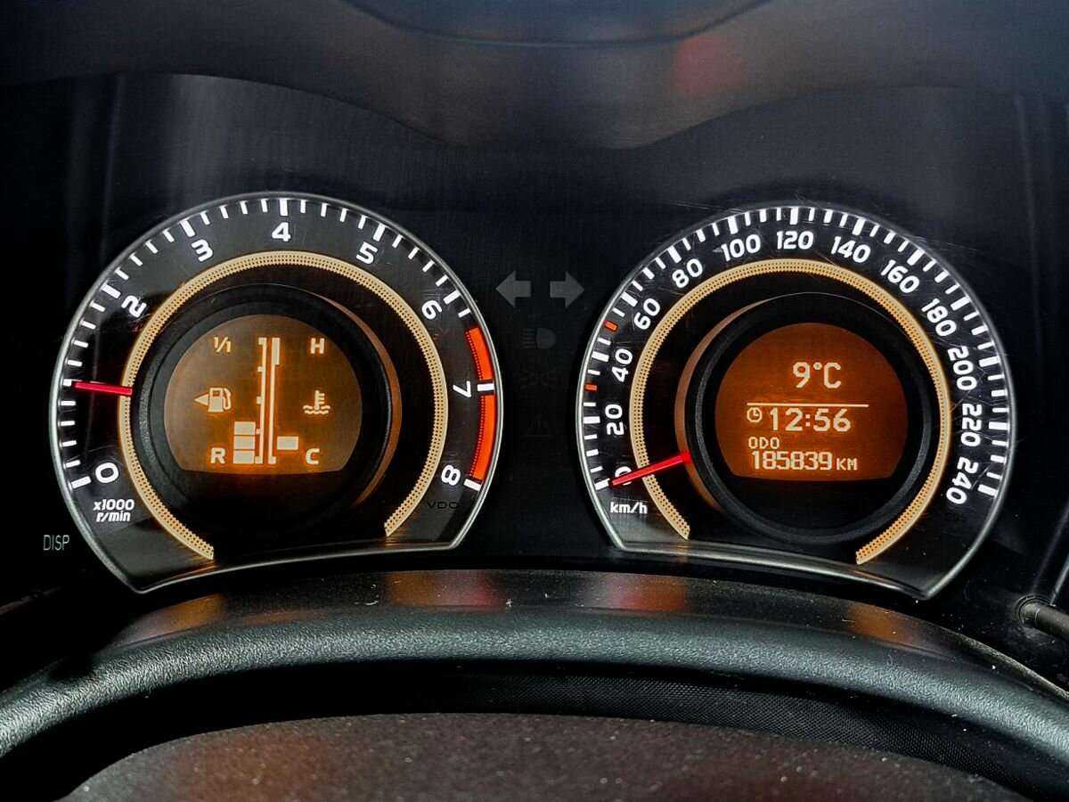 Toyota Corolla б/у, 2012, Механическая. Фото: #10