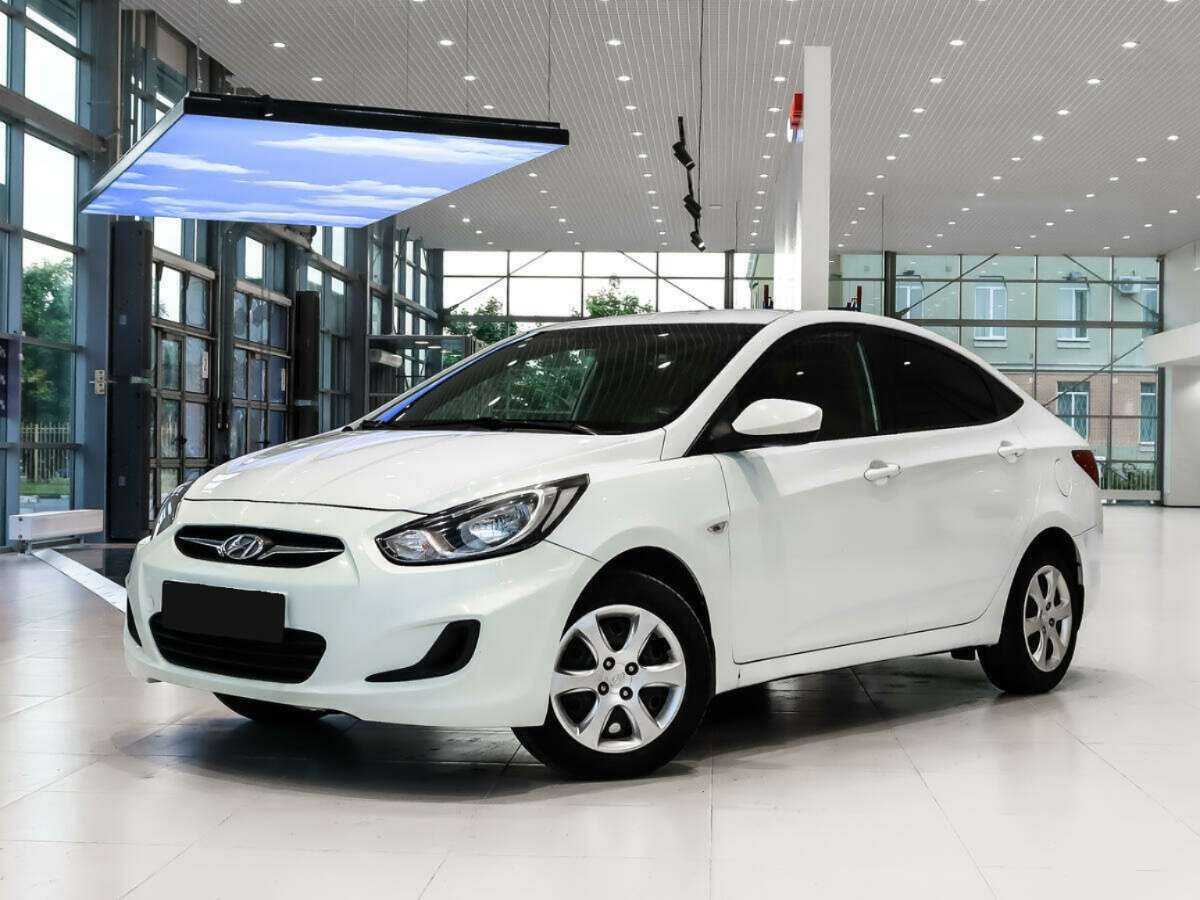 Hyundai Solaris б/у, 2012, Автоматическая. Посмотреть фото