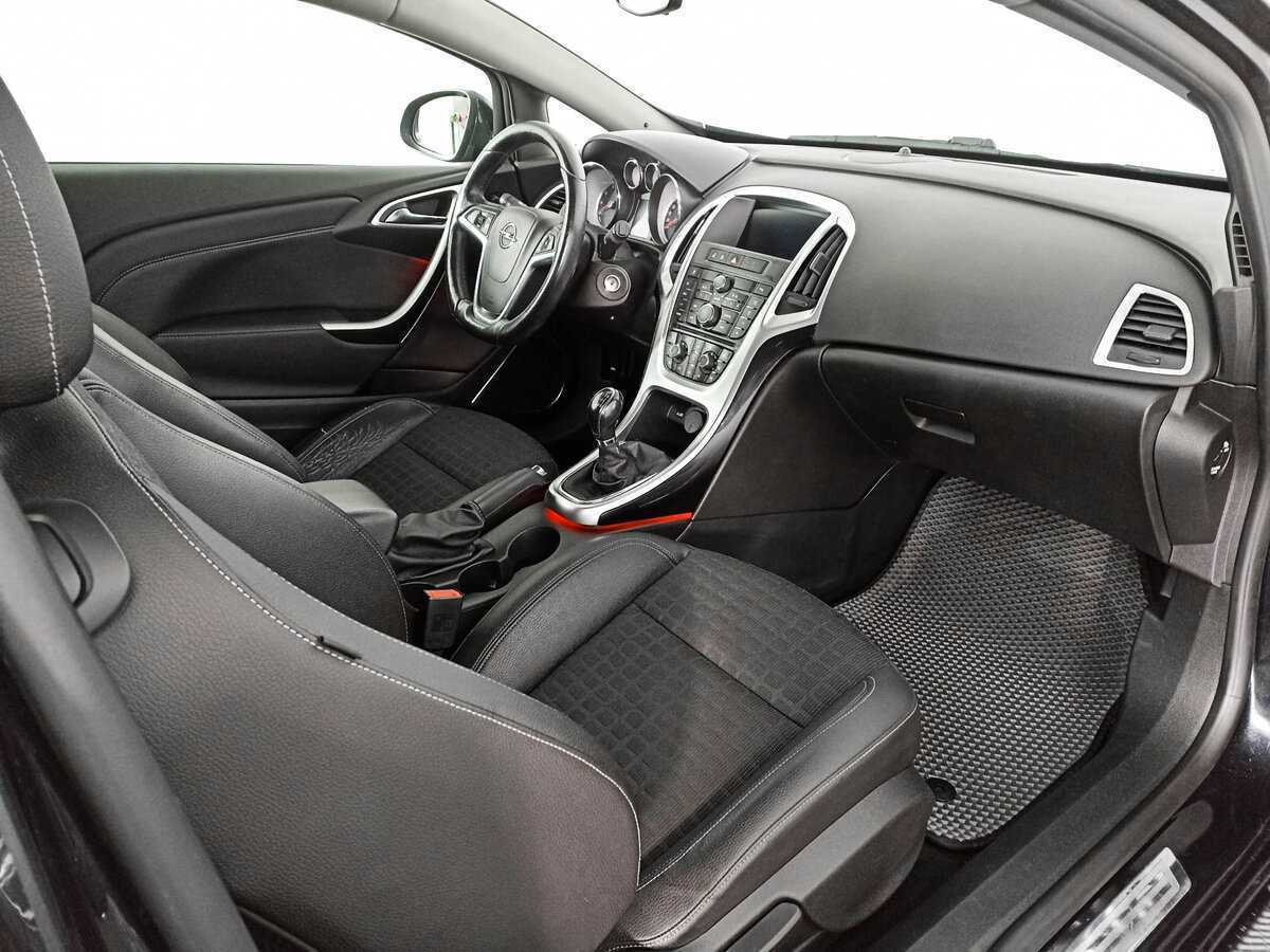 Opel Astra б/у, 2014, Механическая. Фото: #10