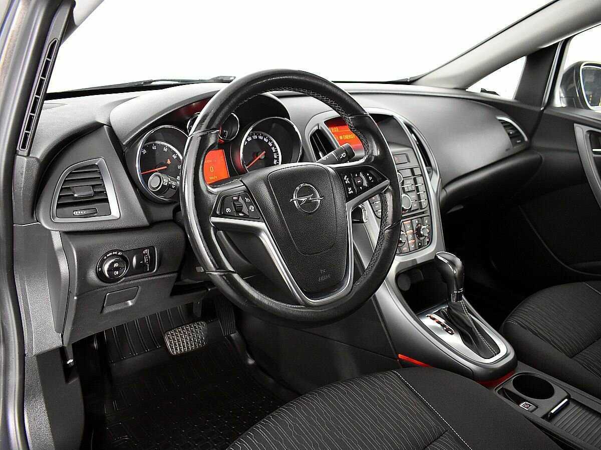 Opel Astra б/у, 2012, Автоматическая. Фото: #6