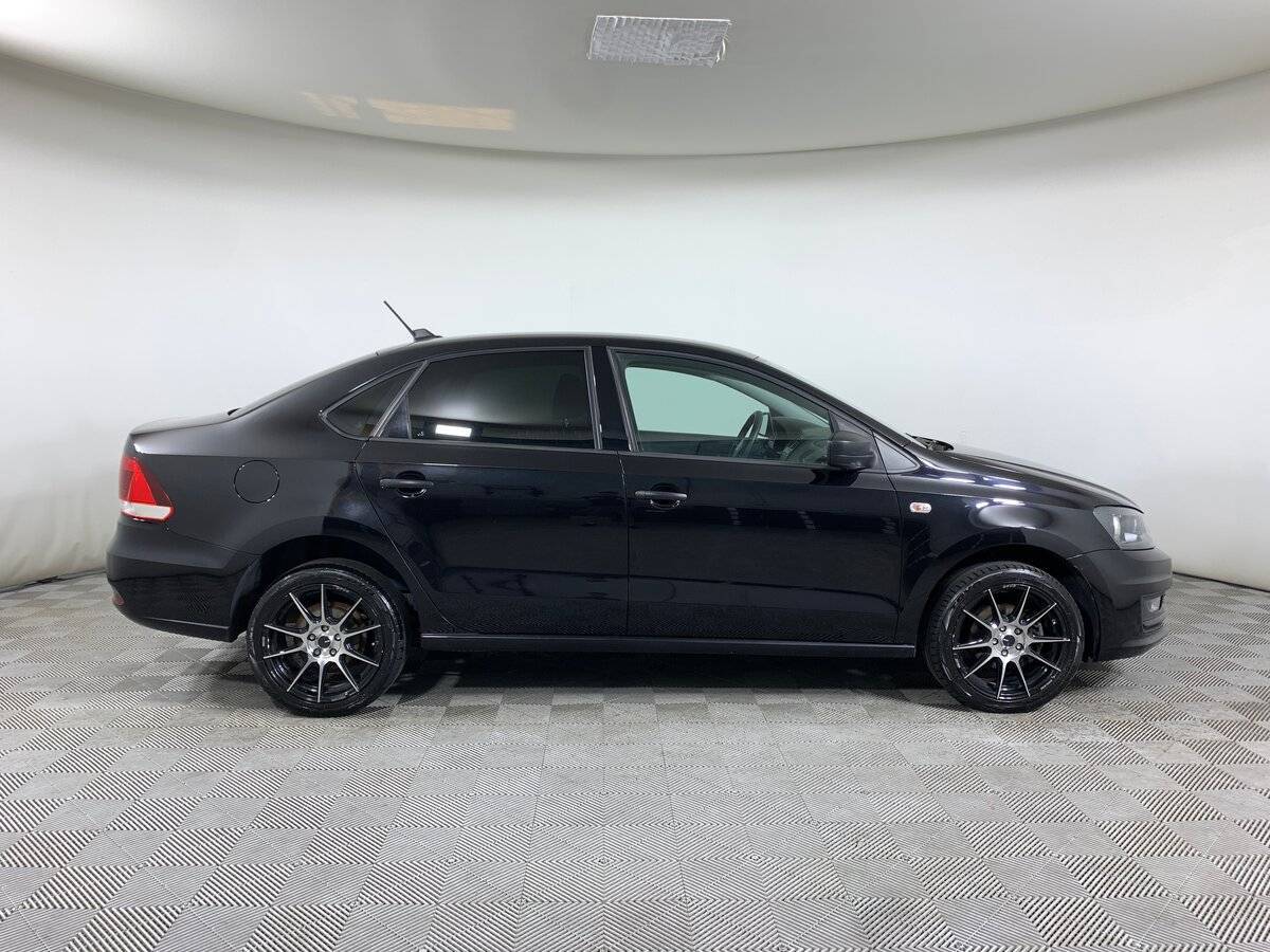 Volkswagen Polo б/у, 2018, Механическая. Фото: #3