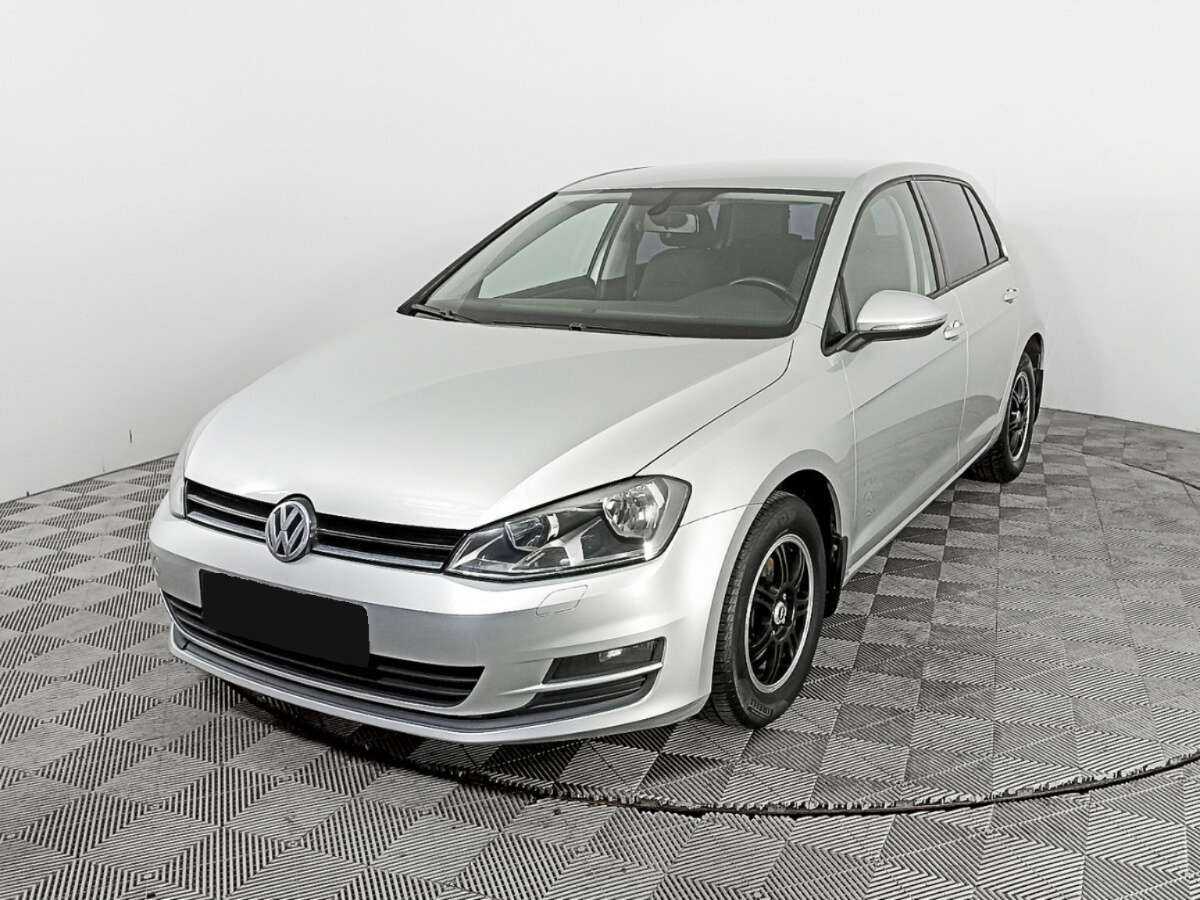Volkswagen Golf б/у, 2013, Механическая. Фото: #0