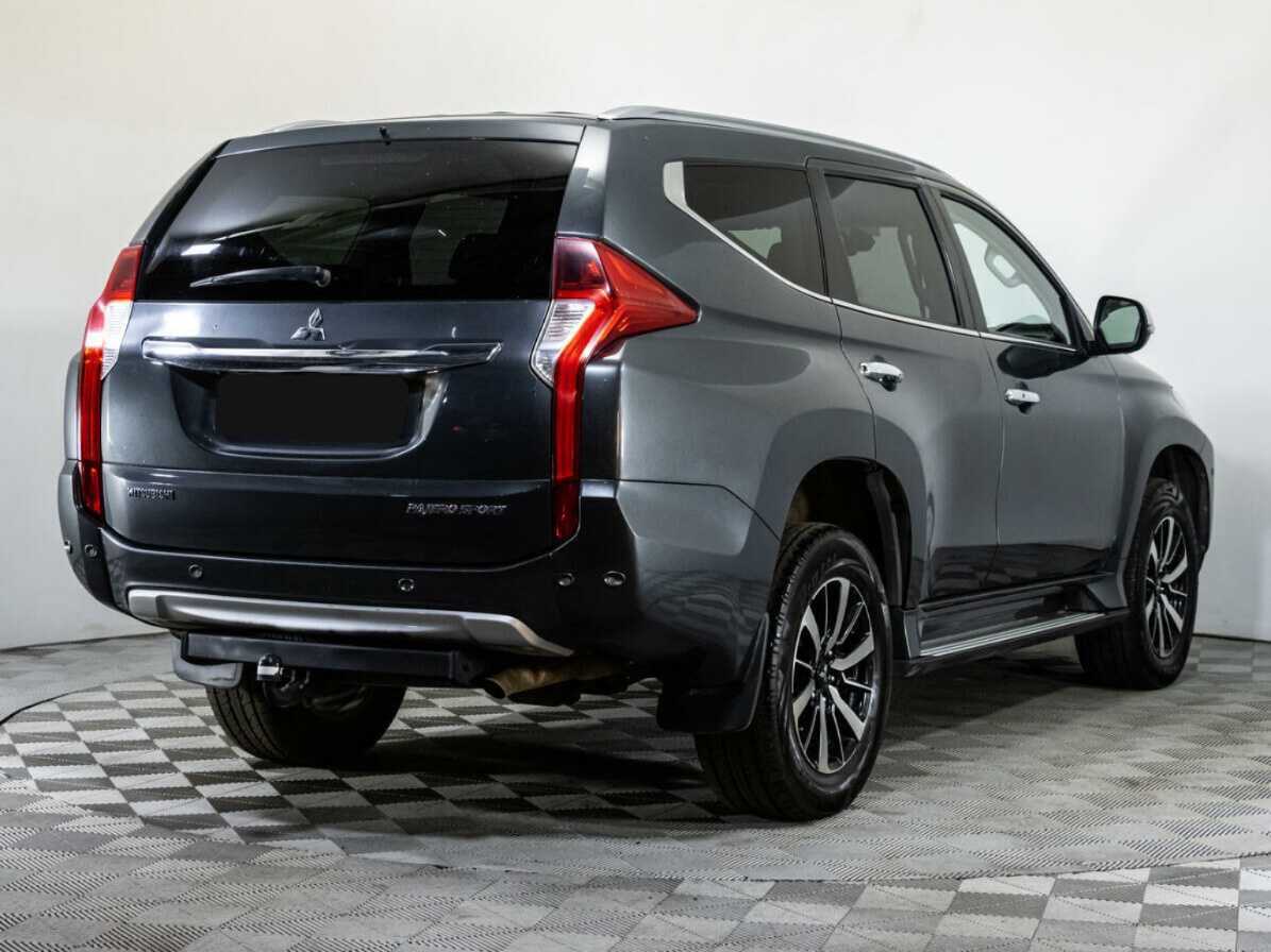 Mitsubishi Pajero Sport б/у, 2018, Автоматическая. Фото: #3
