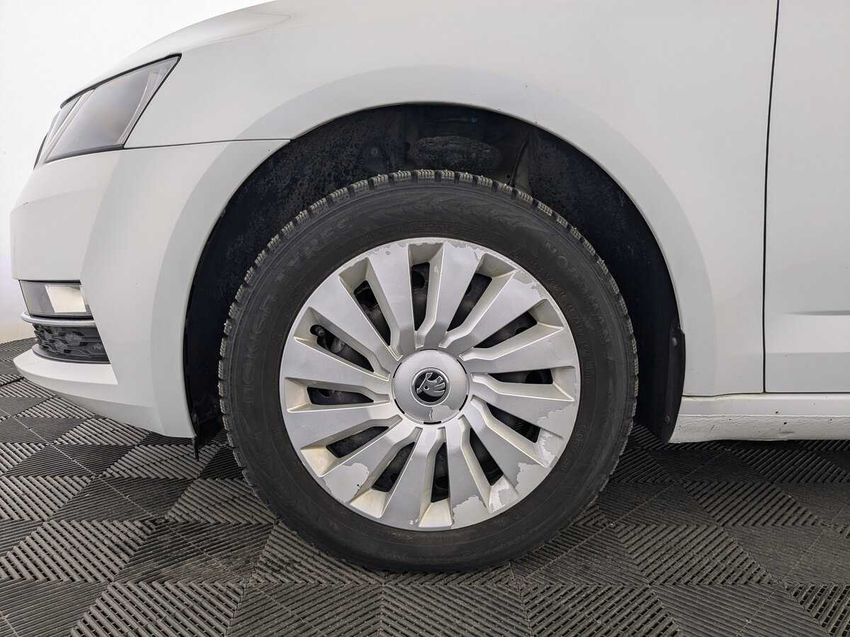 Skoda Octavia б/у, 2019, Механическая. Фото: #11