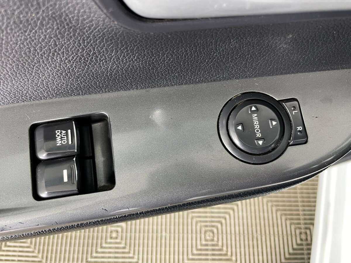 Kia Rio б/у, 2015, Автоматическая. Фото: #15