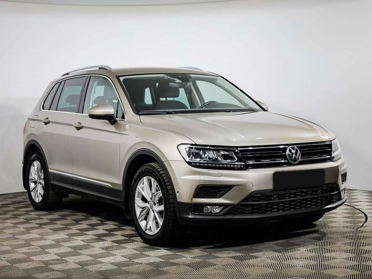 Volkswagen Tiguan б/у, 2020, Роботизированная. Фото: #2
