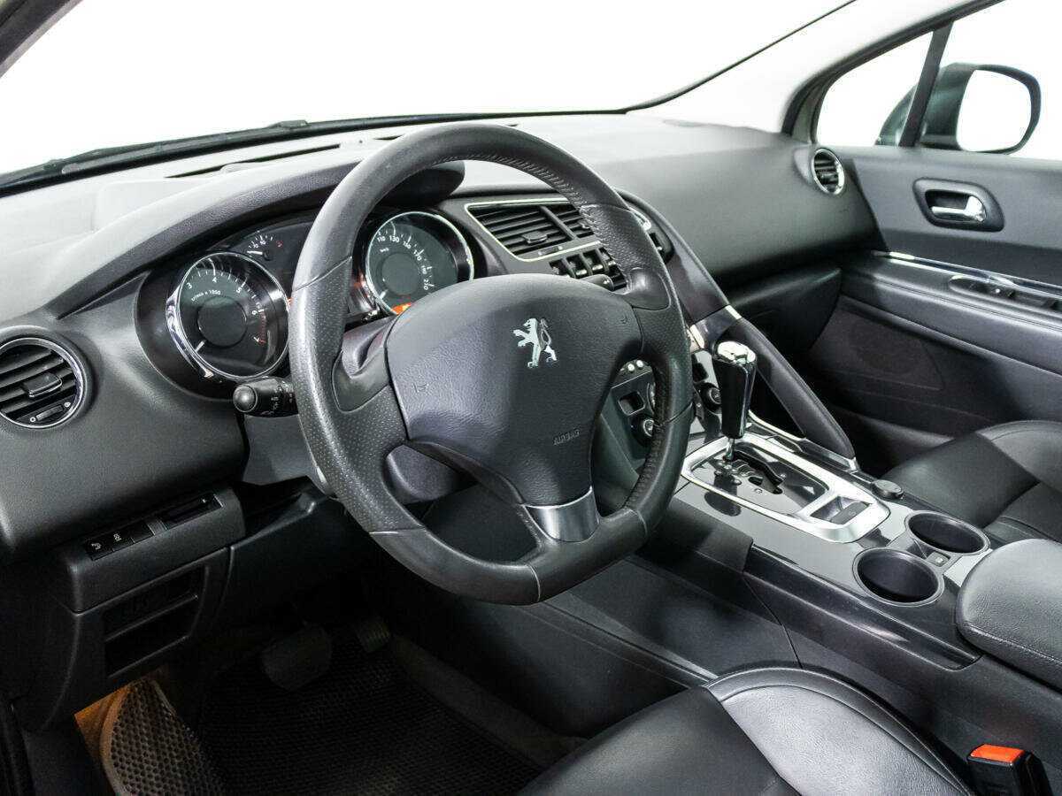 Peugeot 3008 б/у, 2013, Автоматическая. Фото: #10