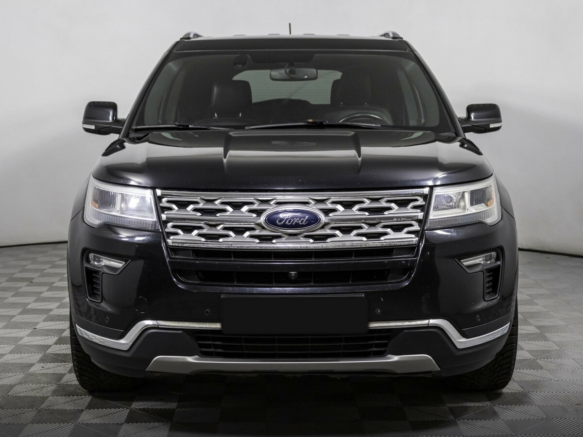 Ford Explorer б/у, 2018, Автоматическая. Фото: #1