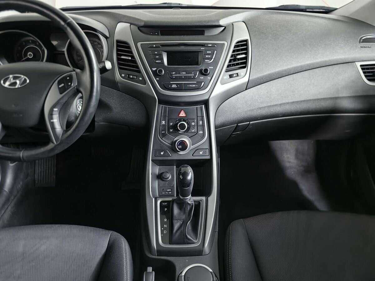 Hyundai Elantra б/у, 2015, Автоматическая. Фото: #10