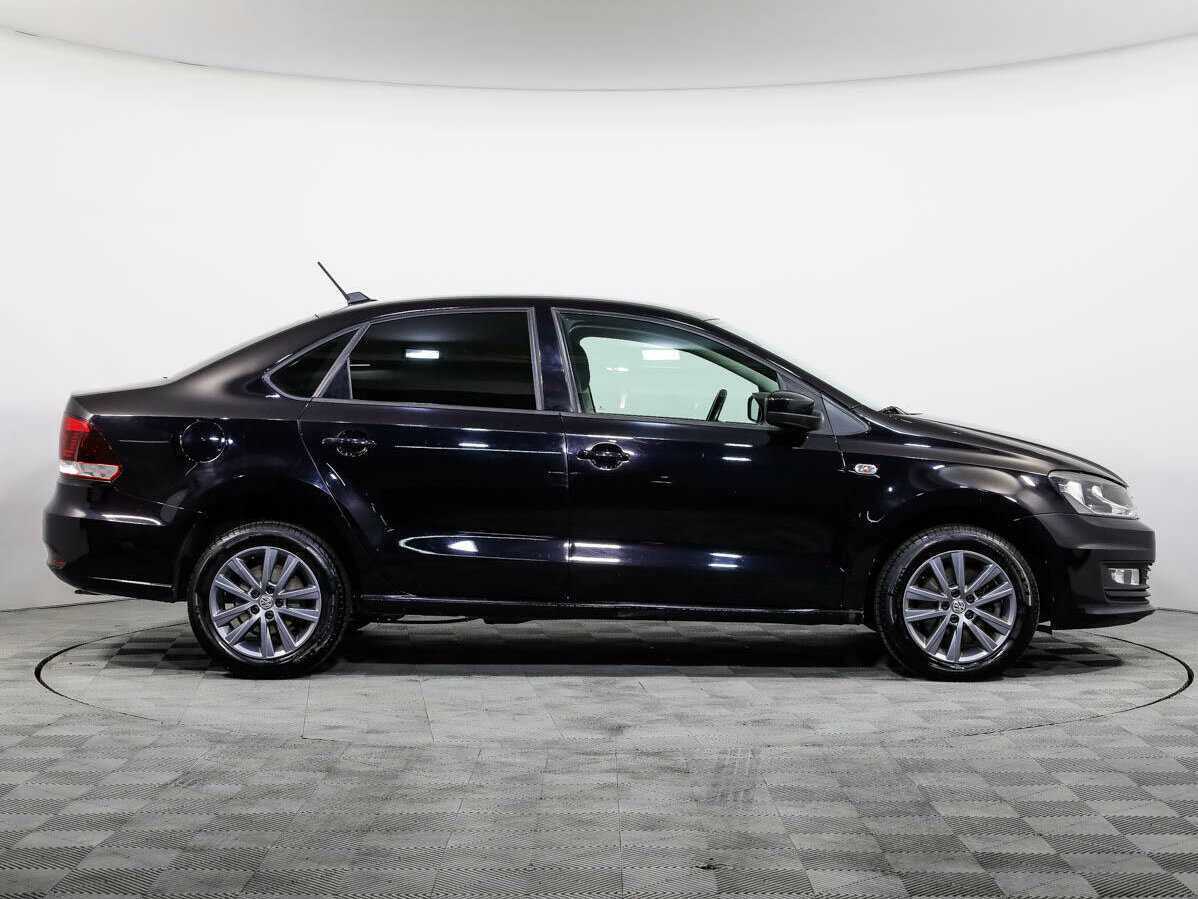 Volkswagen Polo б/у, 2020, Автоматическая. Фото: #2