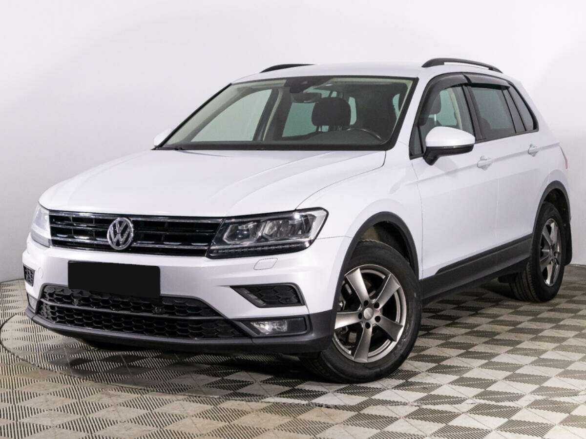 Volkswagen Tiguan б/у, 2019, Роботизированная. Посмотреть фото