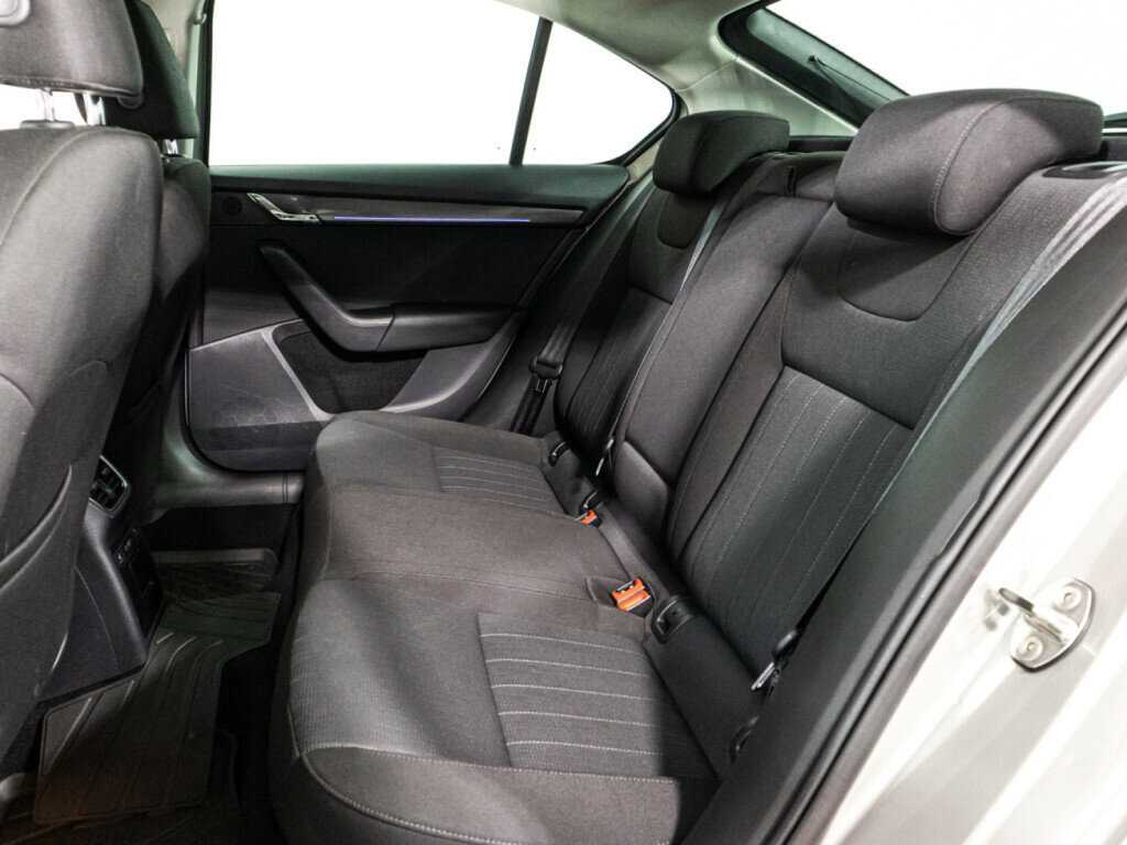 Skoda Octavia б/у, 2018, Автоматическая. Фото: #9