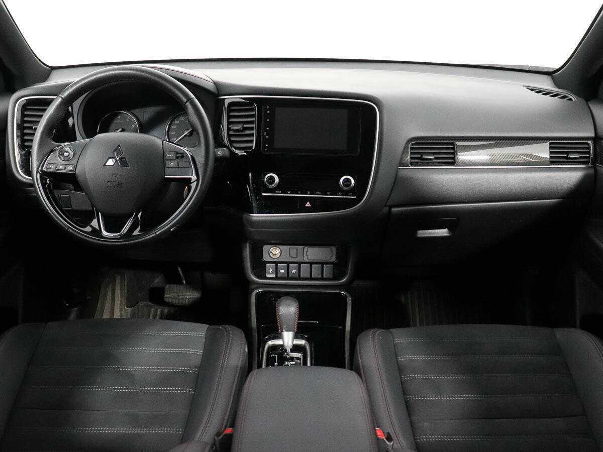 Mitsubishi Outlander б/у, 2021, Вариатор. Фото: #15