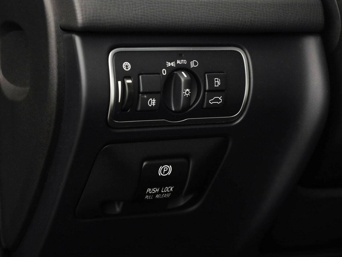 Volvo XC60 б/у, 2013, Автоматическая. Фото: #17