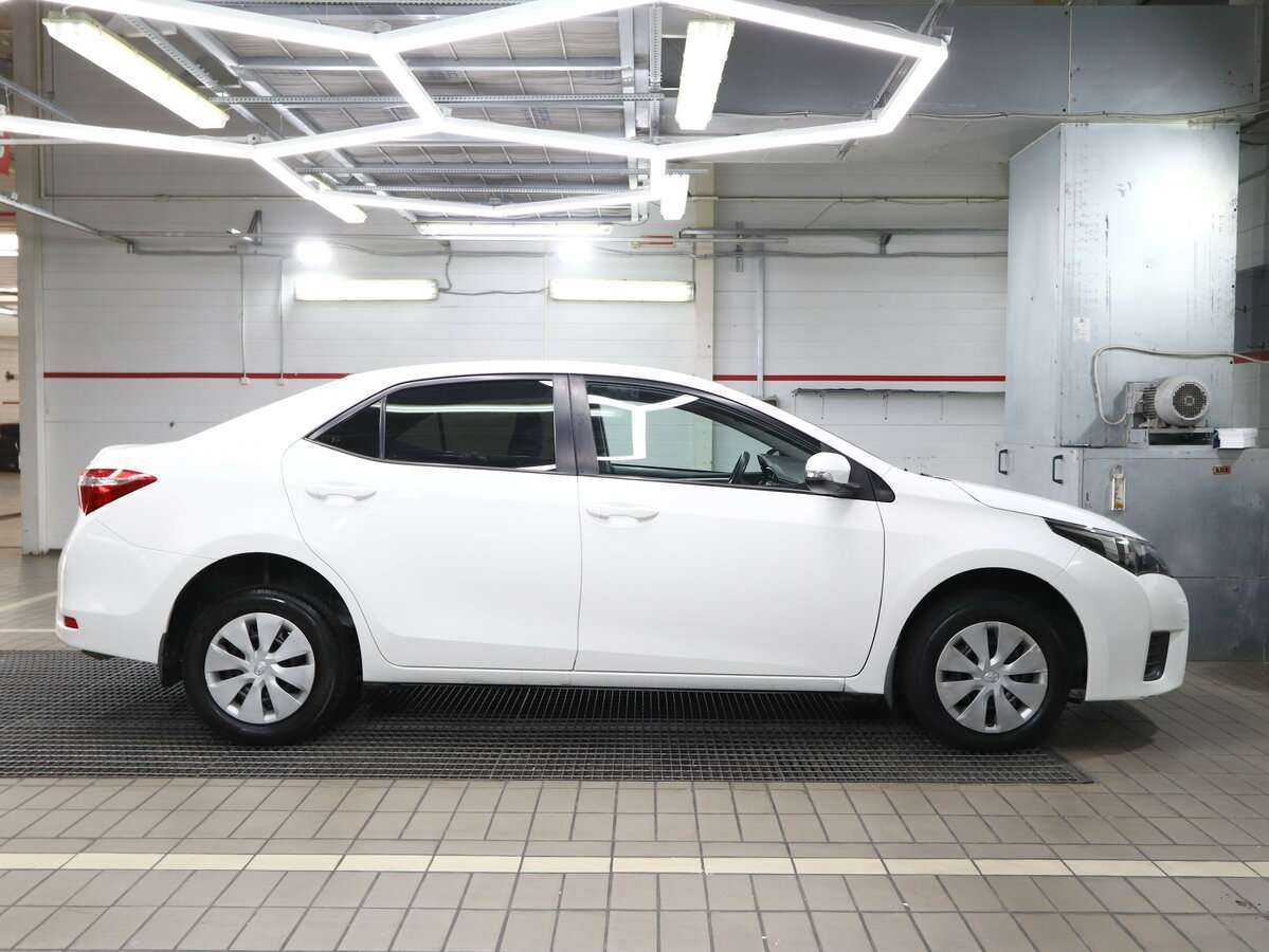 Toyota Corolla б/у, 2014, Механическая. Фото: #10