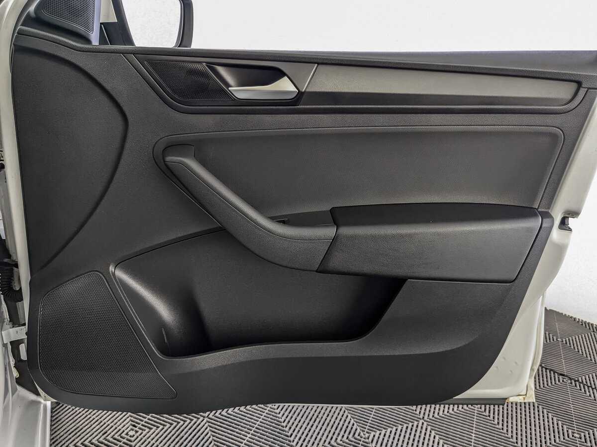 Volkswagen Polo б/у, 2020, Автоматическая. Фото: #19